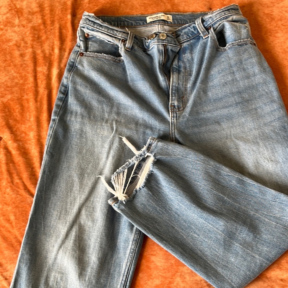 Abercrombie and Fitch Ankle straight ultra high rise size 31/12 S